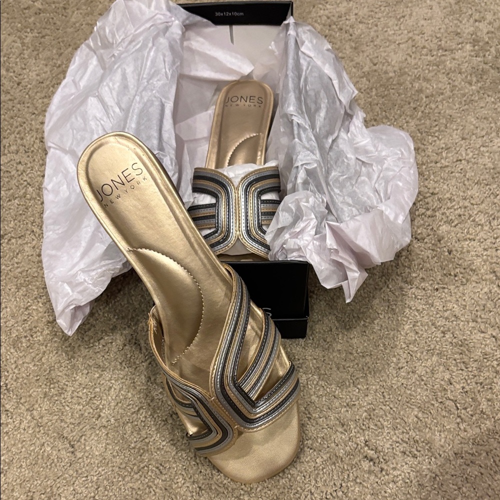 Jones New York Metallic Women's Sandals